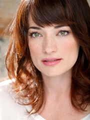 Photo of Laura Michelle Kelly