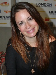 Photo of Holly Marie Combs