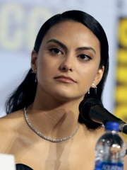 Photo of Camila Mendes