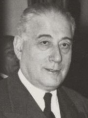 Photo of René Mayer