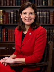 Photo of Kelly Ayotte