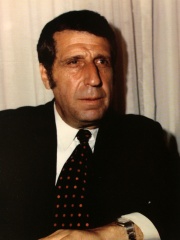Photo of Arno Babajanian