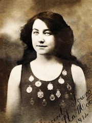 Photo of Belle Moore