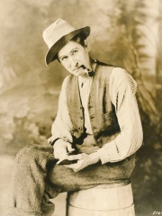 Photo of Russell Simpson