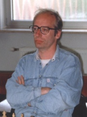 Photo of Robert Hübner