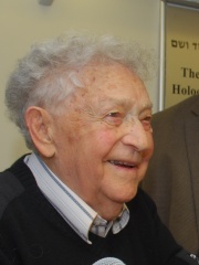 Photo of Yitzhak Arad