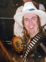 Photo of Dave Hill