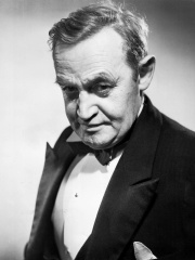 Photo of Barry Fitzgerald