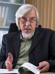 Photo of Rolf-Dieter Heuer