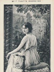 Photo of Yvette Andréyor