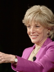 Photo of Lesley Stahl