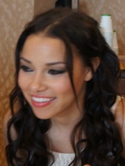 Photo of Jessica Parker Kennedy