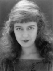 Photo of Dorothy Gish