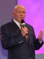 Photo of Stephen Covey