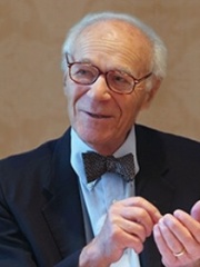 Photo of Lawrence Klein