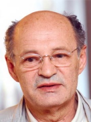 Photo of Mustafa Nadarević