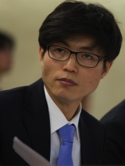 Photo of Shin Dong-hyuk