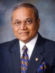 Photo of Maumoon Abdul Gayoom