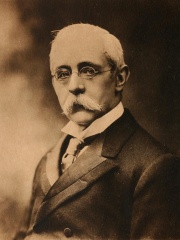 Photo of Herbert Giles