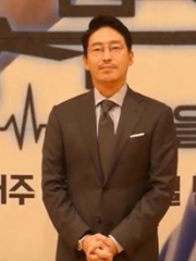 Photo of Um Ki-joon