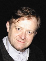 Photo of Olaf Lubaszenko