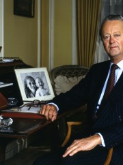 Photo of John Spencer-Churchill, 11th Duke of Marlborough
