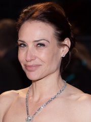 Photo of Claire Forlani