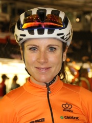 Photo of Annemiek van Vleuten