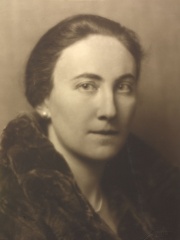 Photo of Charlotte Bühler