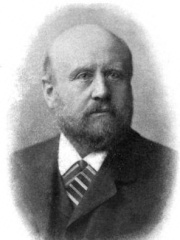 Photo of Hugo von Seeliger
