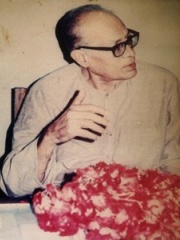 Photo of Akhtar Hameed Khan