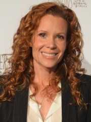 Photo of Robyn Lively