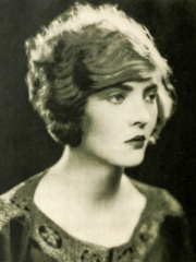 Photo of Dorothy Mackaill