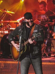 Photo of Chris Young