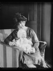 Photo of Beulah Louise Henry