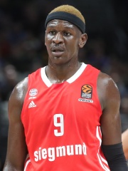 Photo of Isaac Bonga