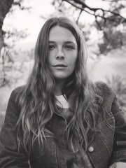 Photo of Maggie Rogers