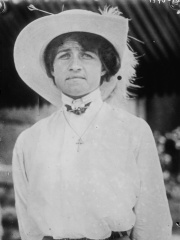 Photo of May Sutton