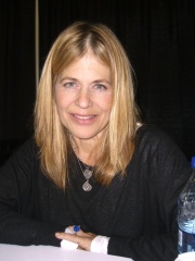 Photo of Linda Hamilton