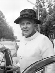 Photo of Alva Myrdal