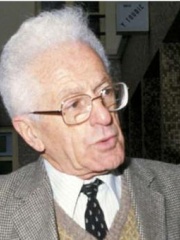Photo of Mouloud Mammeri