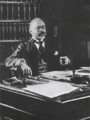 Photo of Hans von Pechmann