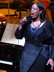 Photo of Dianne Reeves