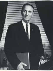 Photo of Mike Mansfield