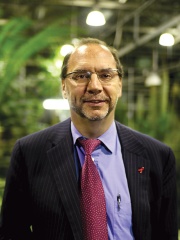 Photo of Peter Piot