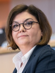 Photo of Adina-Ioana Vălean