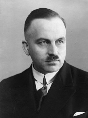 Photo of Hermann Muhs